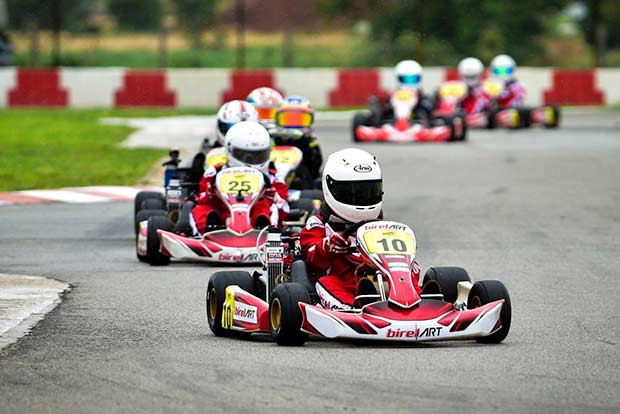 Students build go karts for national contest