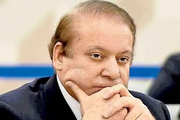 Special medical board examines Sharif in jail