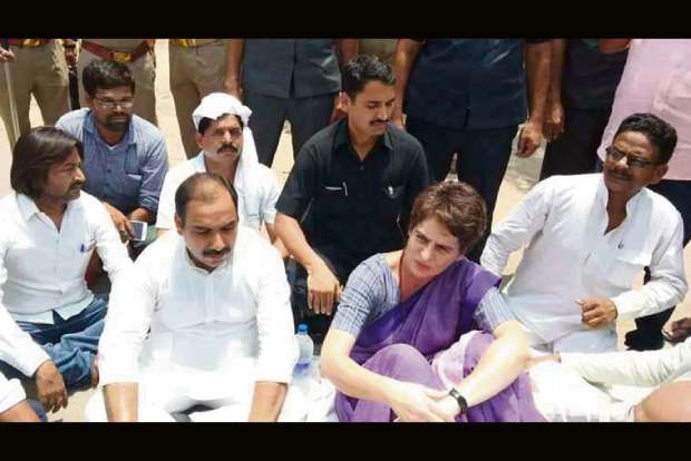 Cong leader hails Priyanka Gandhis brave action