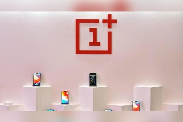 OnePlus zooms past Samsung, Apple in Indian premium segment
