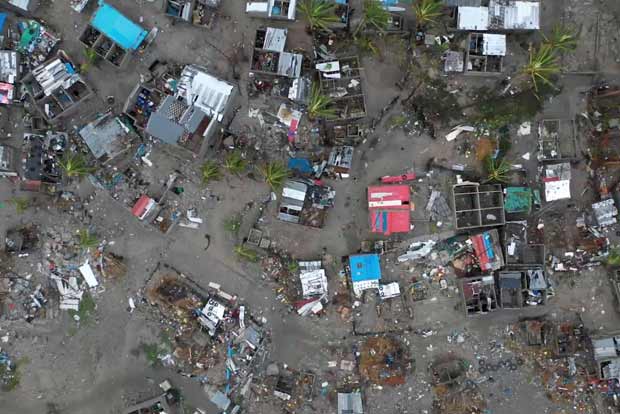 200,000 people in Zimbabwe affected by floods, cyclone: UN