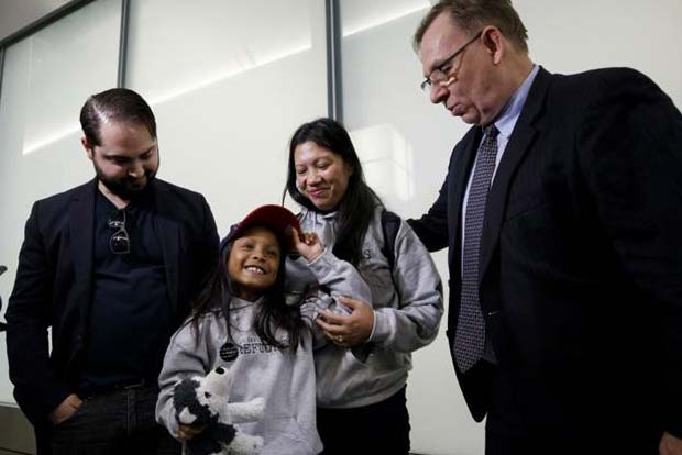 Woman who housed Snowden granted asylum in Canada