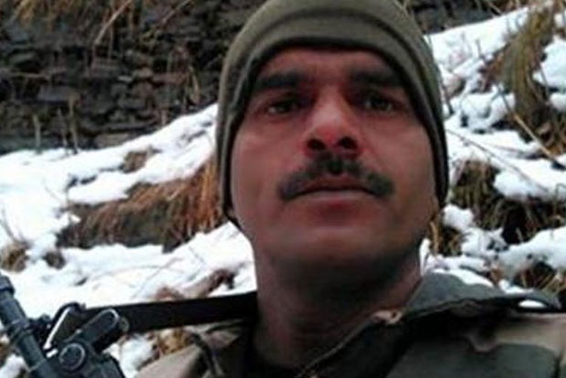 Sacked BSF jawan to contest against Modi in Varanasi
