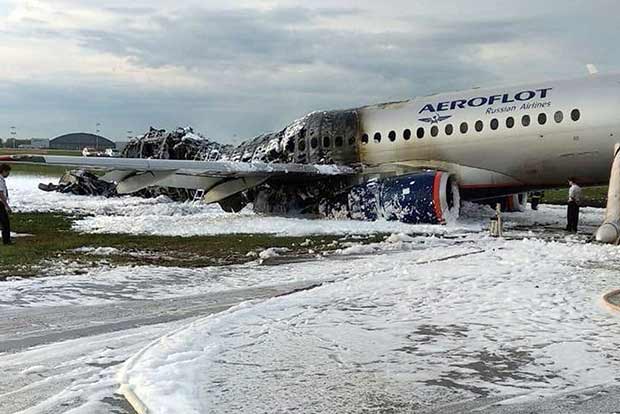 Russia air crash: Plane was heavy with extra fuel before deadly crash landing Russia air crash: Plane was heavy with extra fuel before deadly crash landing