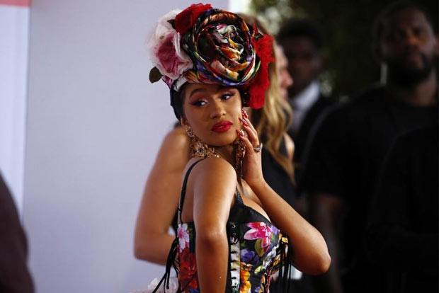 Cardi B warns little girls not to smoke to look cool Cardi B warns little girls not to smoke to look cool
