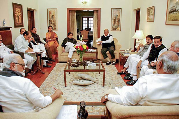 Congress says complete unanimity with NCP, to finalise alliance after Shiv Sena meet tomorrow