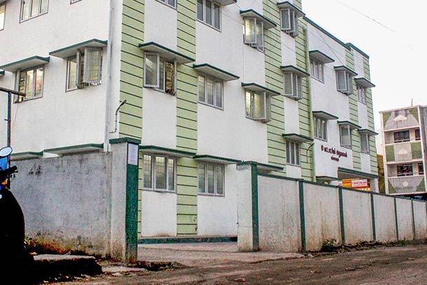 Govt violates norm, builds taluk office sans permit