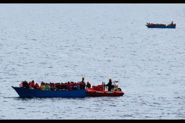 Libyan navy rescues over 200 migrants Libyan navy rescues over 200 migrants