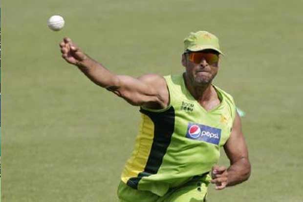 Clueless how to take wickets on these tracks: Akhtar on Pak bowlers