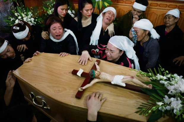 Vietnam receives remains of all British truck victims