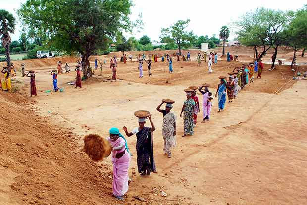 Funds crunch squeezing MGNREGS lifeline, political pressure mounts on TN govt