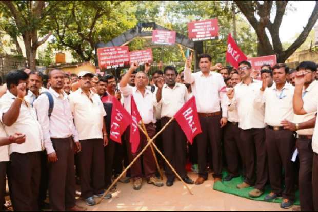 Workforce cant get same pay as executives, says HAL Workforce cant get same pay as executives, says HAL