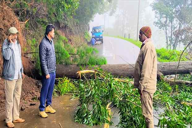 Rain havoc continues in hills with road blockade, wall collapse Rain havoc continues in hills with road blockade, wall collapse