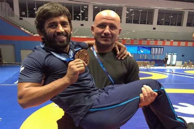 Bentinidis to continue as Bajrangs coach until 2020 Olympics