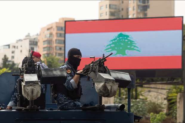 Lebanon protests enter 10th day with no end in sight, army tries to unblock roads
