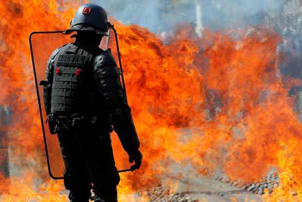 Police face protesters in Nantes as yellow vest marches resume