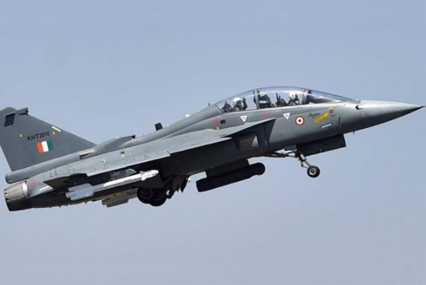 After Rajnaths Tejas sortie, all eyes on Naval LCA