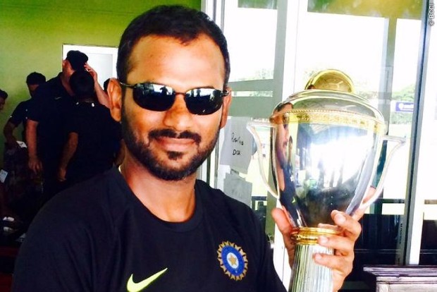 COVID-19: Indias fielding coach Sridhar contributes Rs 4 lakh