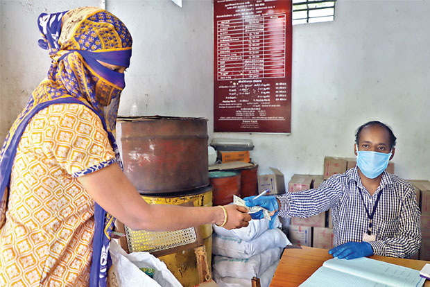 No PDS tokens at doorsteps in city’s southern suburbs