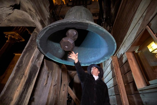 Lausanne watchman rings cathedral bell anew to signal hope amid pandemic