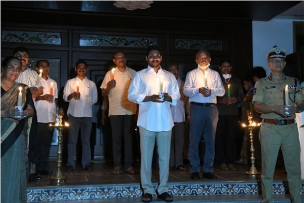 Jagan Reddy leads AP in 9 minutes of solidarity