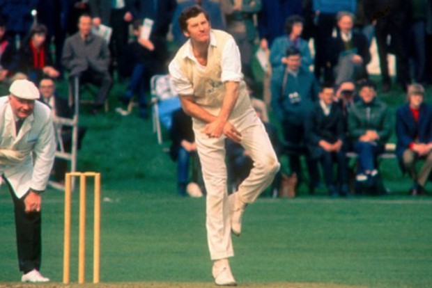 Former England all-rounder Peter Walker passes away Former England all-rounder Peter Walker passes away