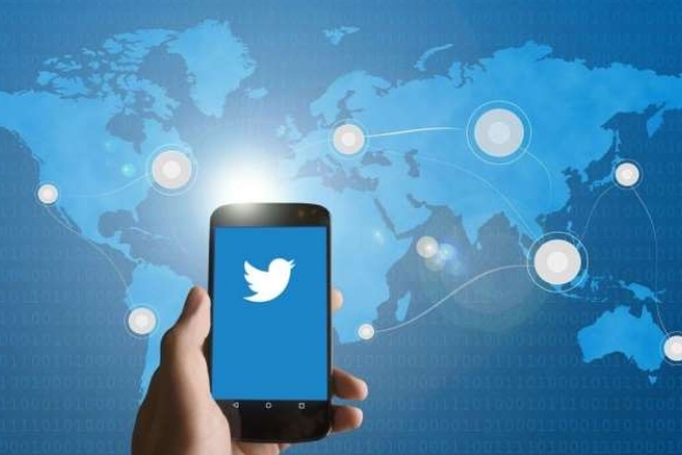 Twitter tells users its sharing more personal data with advertisers