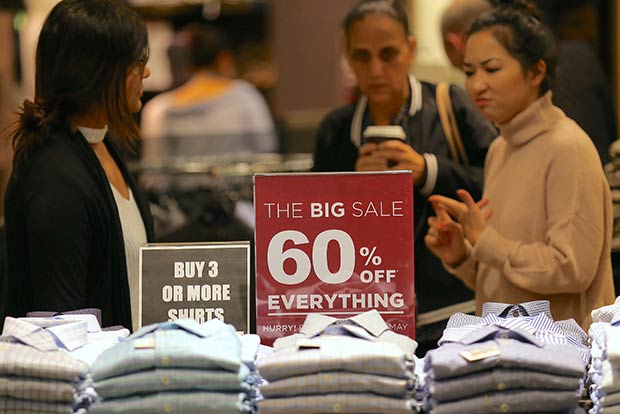 Apparel retailers likely to offer huge discounts after lifting of lockdown Apparel retailers likely to offer huge discounts after lifting of lockdown