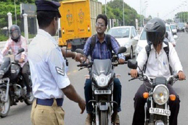 TN CM announces Rs 10 lakh aid for deceased cops kin