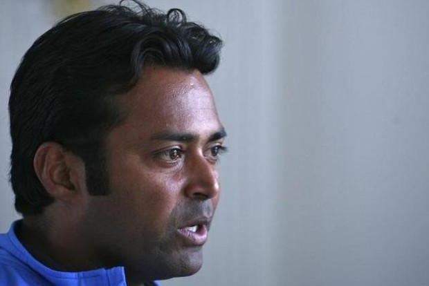 Fans call for Lee-Hesh reunion after Twitter exchange