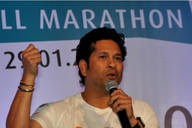 COVID-19: Sachin helps young doctors learn about sports injuries