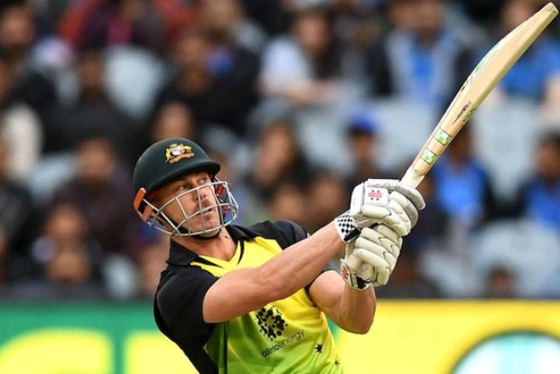 Need to have a word: Lynn, Warner engage in hilarious banter