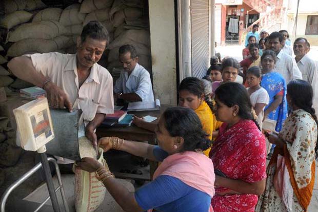 TN to send tokens home to stop crowding at ration stores
