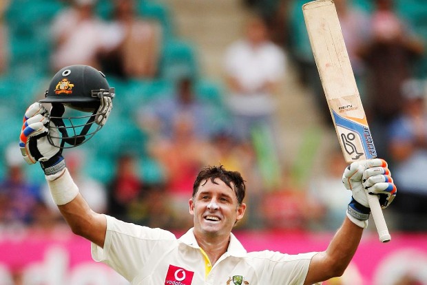 Never met anyone quite like Dhoni: Hussey