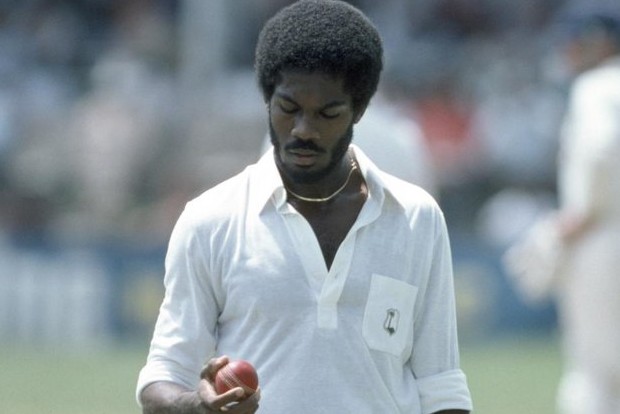 Holding questions suggestions of legalising ball-tampering