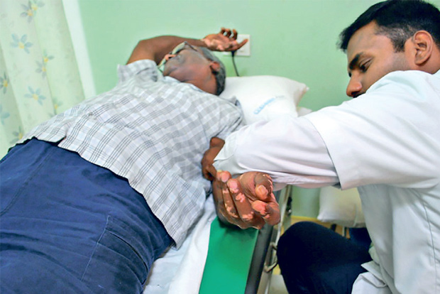 Physios struggle to help patients via tele-therapy