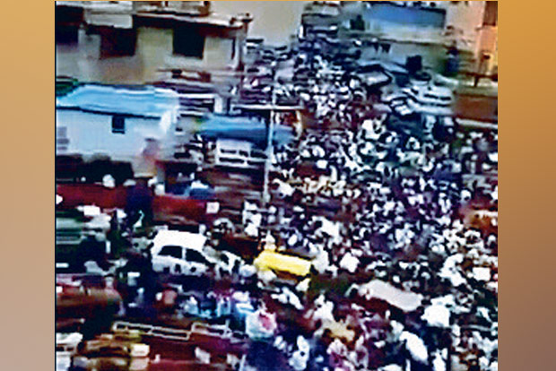 DeTect: Old video of KR Market, Bengaluru shared as recent