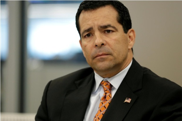 US counterspy chief warns Russia, China, Iran trying to meddle in 2020 election