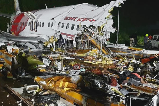 Aviation Ministry, DGCA were forewarned in 2011 about dangers in Kozhikode runway