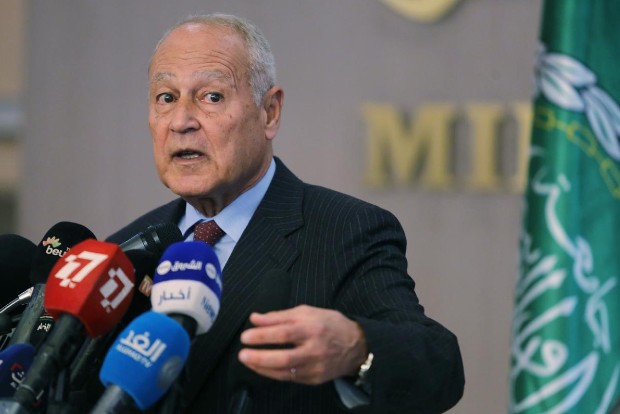 Show of solidarity after blast as Lebanon braces for protest