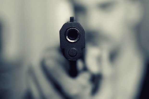 6 French citizens, 2 guides killed by gunmen at giraffe park