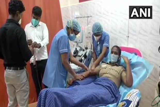 40 Tamil Nadu cops donate plasma after recovering from COVID-19