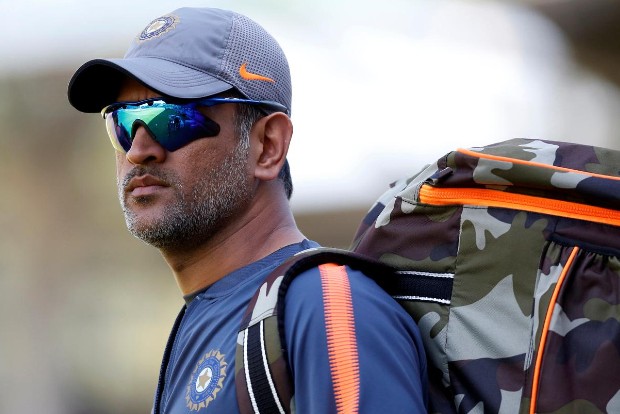 Dhoni tests negative for COVID-19, to join CSK camp in Chennai