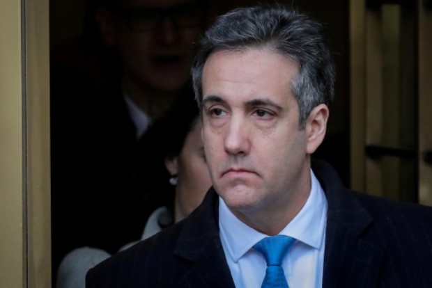 Ex-lawyer reveals Trumps tax fraud, back channel to Putin