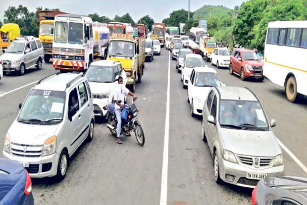 Traffic chokes highways to cities, and e-governance agency website too
