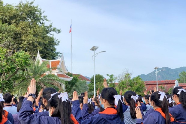 Thai school Hunger Games salute protests spread