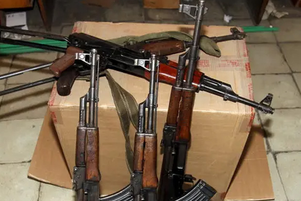 Islamic State bride sold her wedding present: an AK47