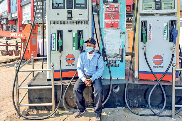 Indian Oil set to bag first fuel export deal with Mauritius: Sources