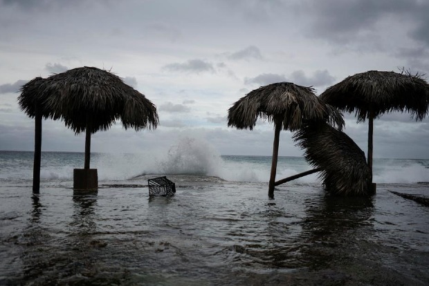 Hurricane Laura intensifies as it moves towards US Hurricane Laura intensifies as it moves towards US