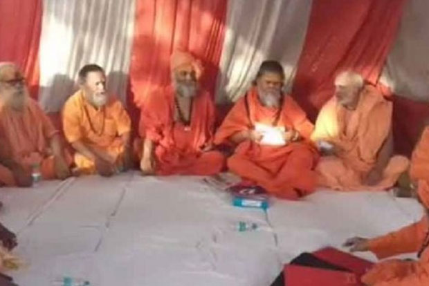 Akhara Parishad wants common civil code, check on population